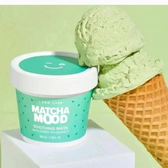 Matcha Mood Soothing Mask - Green NIB - Picture 2 of 7